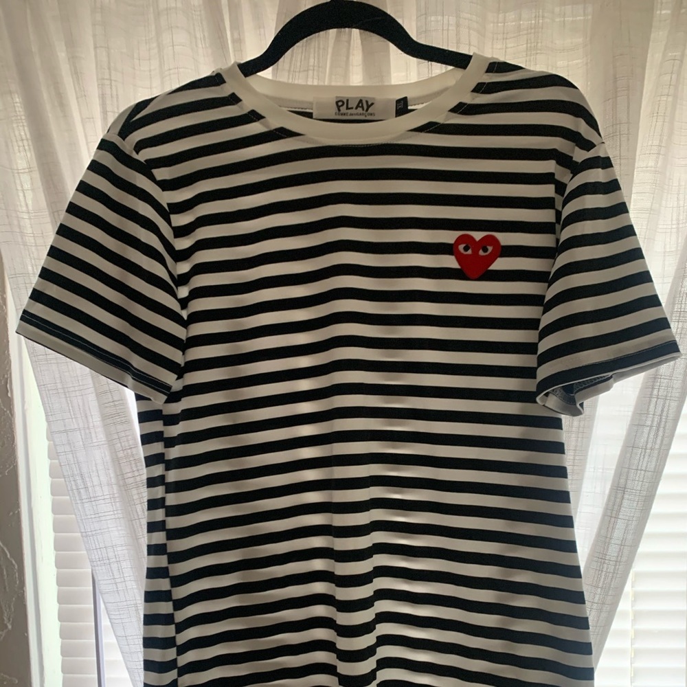 Come DesGarcons T shirt